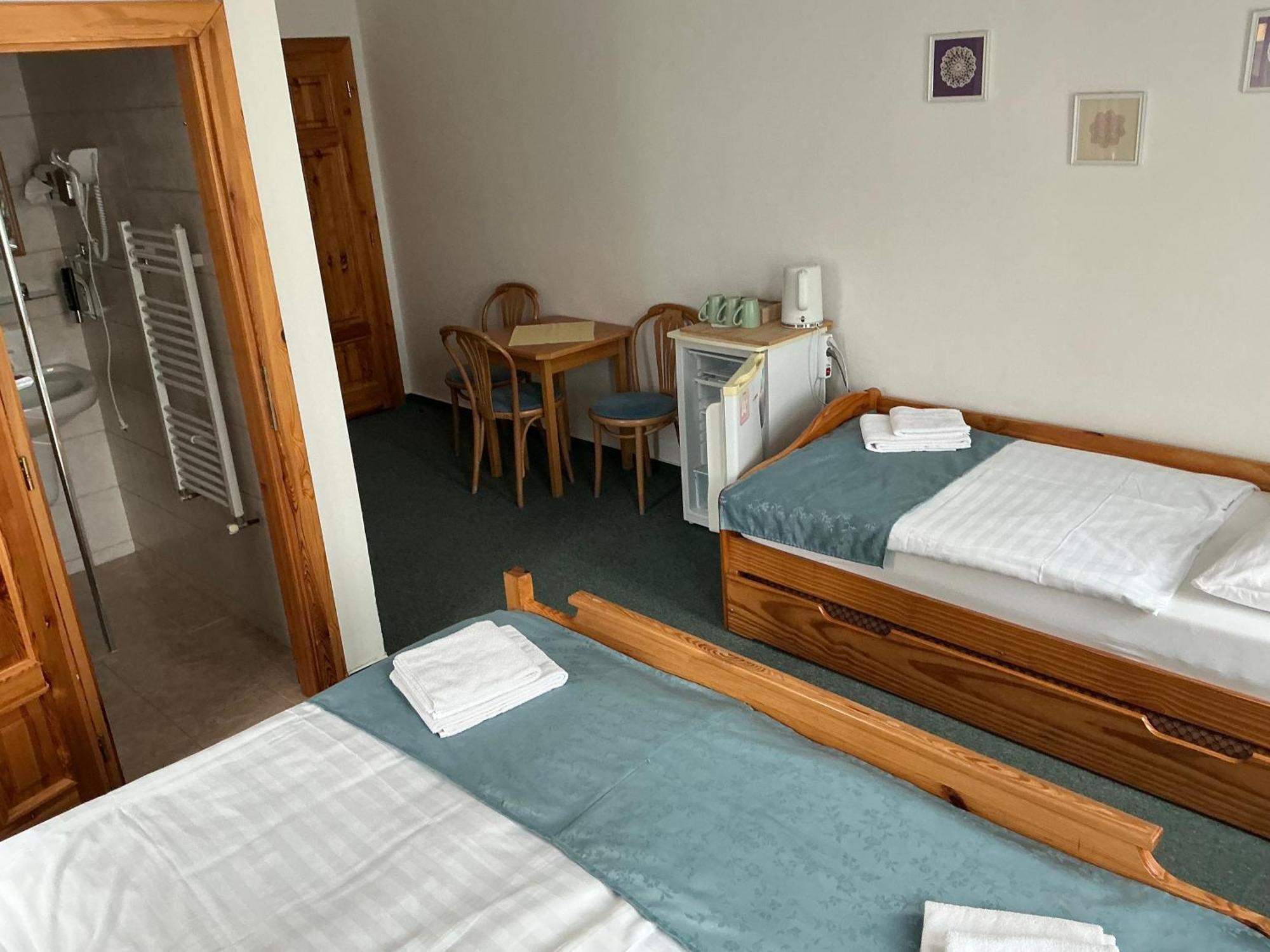 Pension Abbazia Франтишкови-Лазне Экстерьер фото